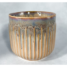 Stoneware Embossed Planter Stoneware Embossed Planter